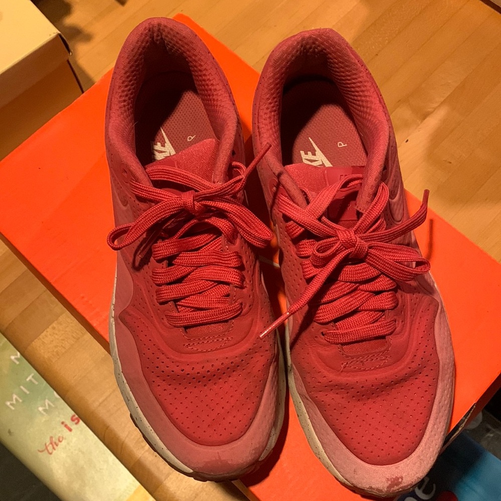 Nike Ais sneakers